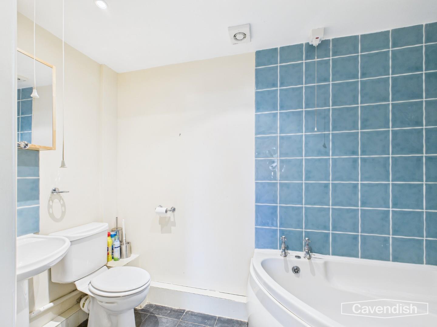 Christleton Chester Bridge Drive, Christleton, Chester - 4-bedroom bungalow